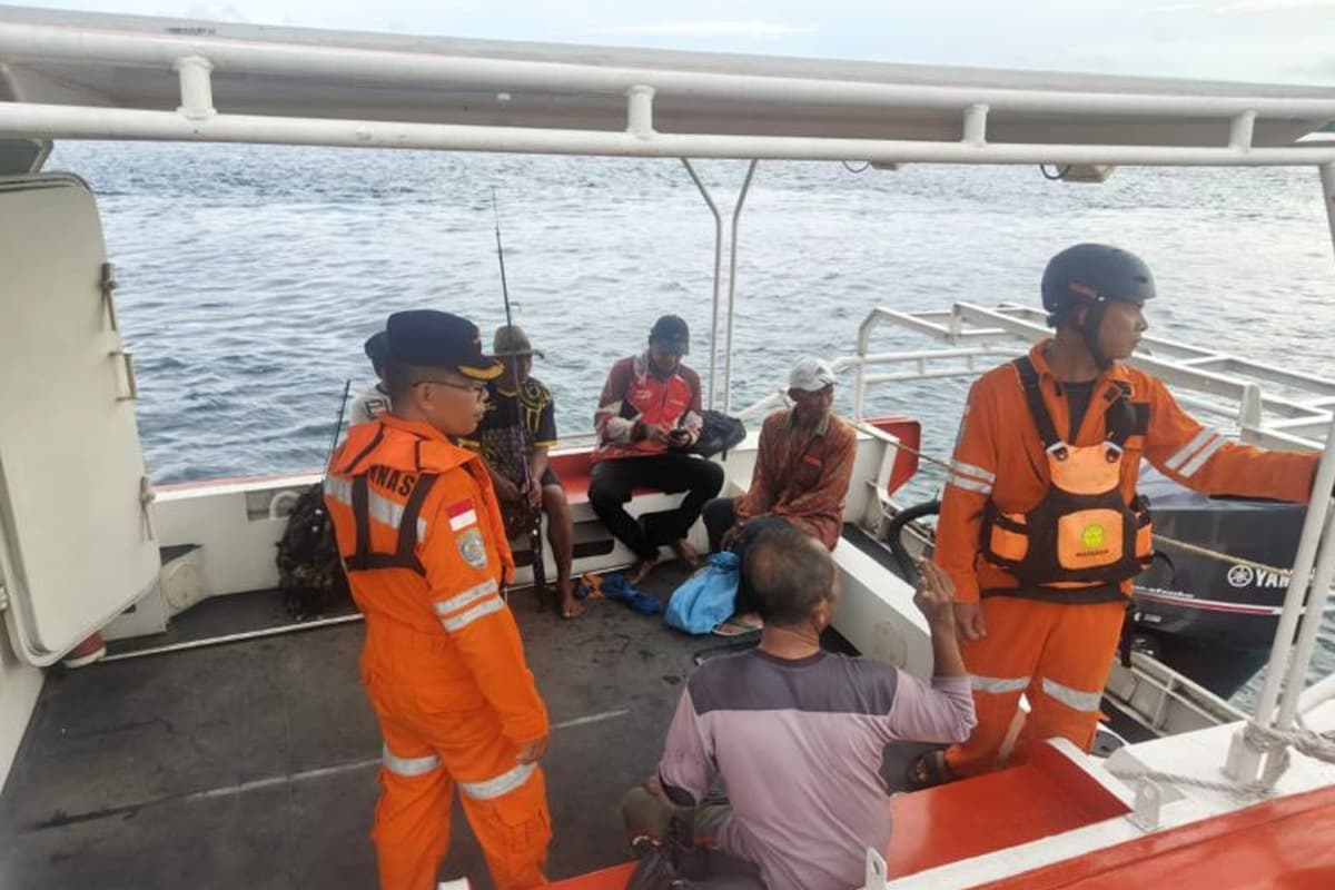 Perahu Terbalik di Lombok Barat, Seluruh Korban Berhasil Diselamatkan Tim SAR Mataram